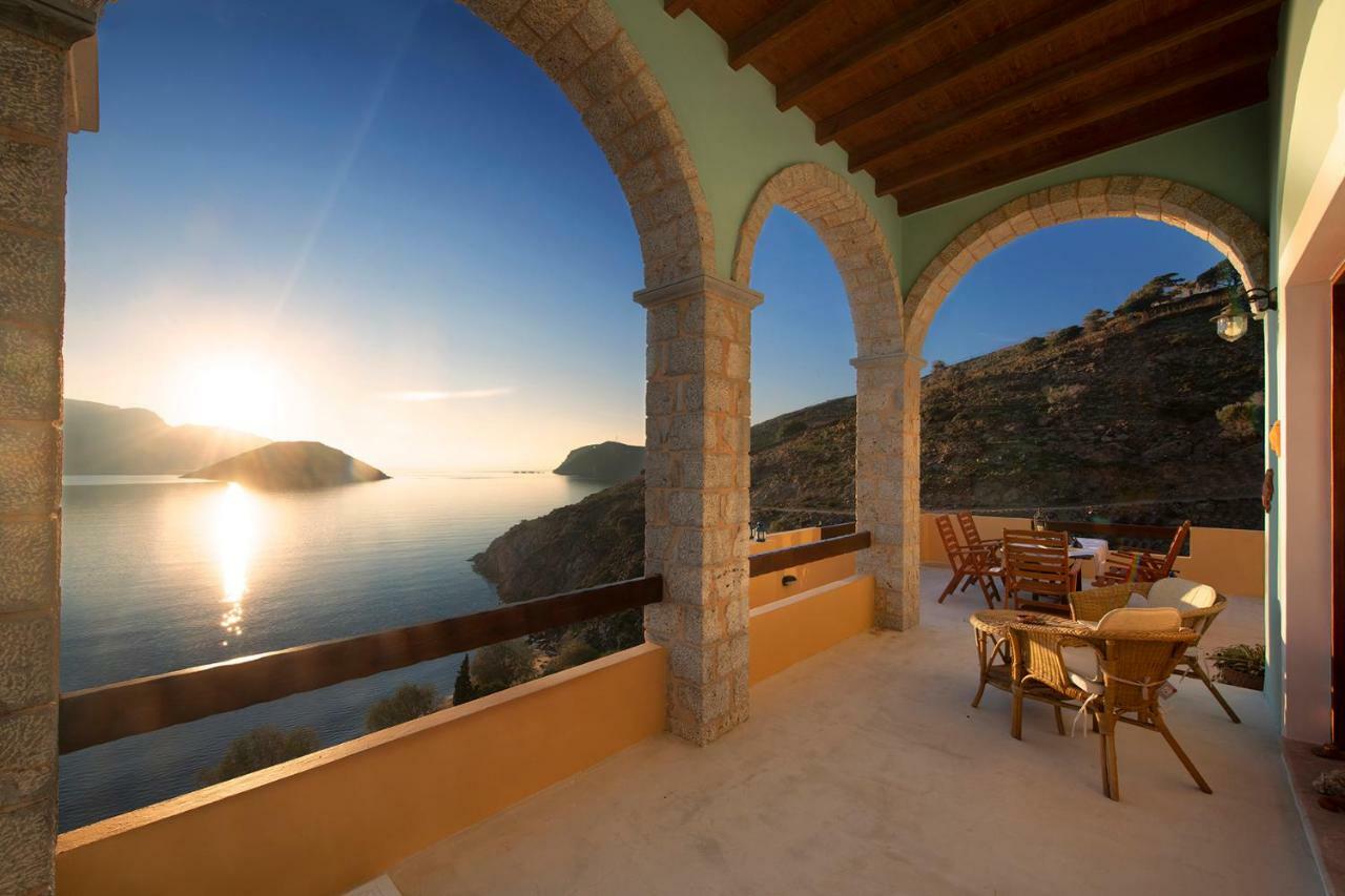 Secret Paradise Beach Villa Skaliá エクステリア 写真