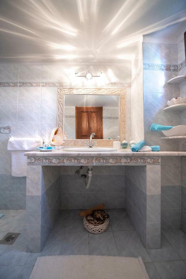 Secret Paradise Beach Villa Skaliá エクステリア 写真