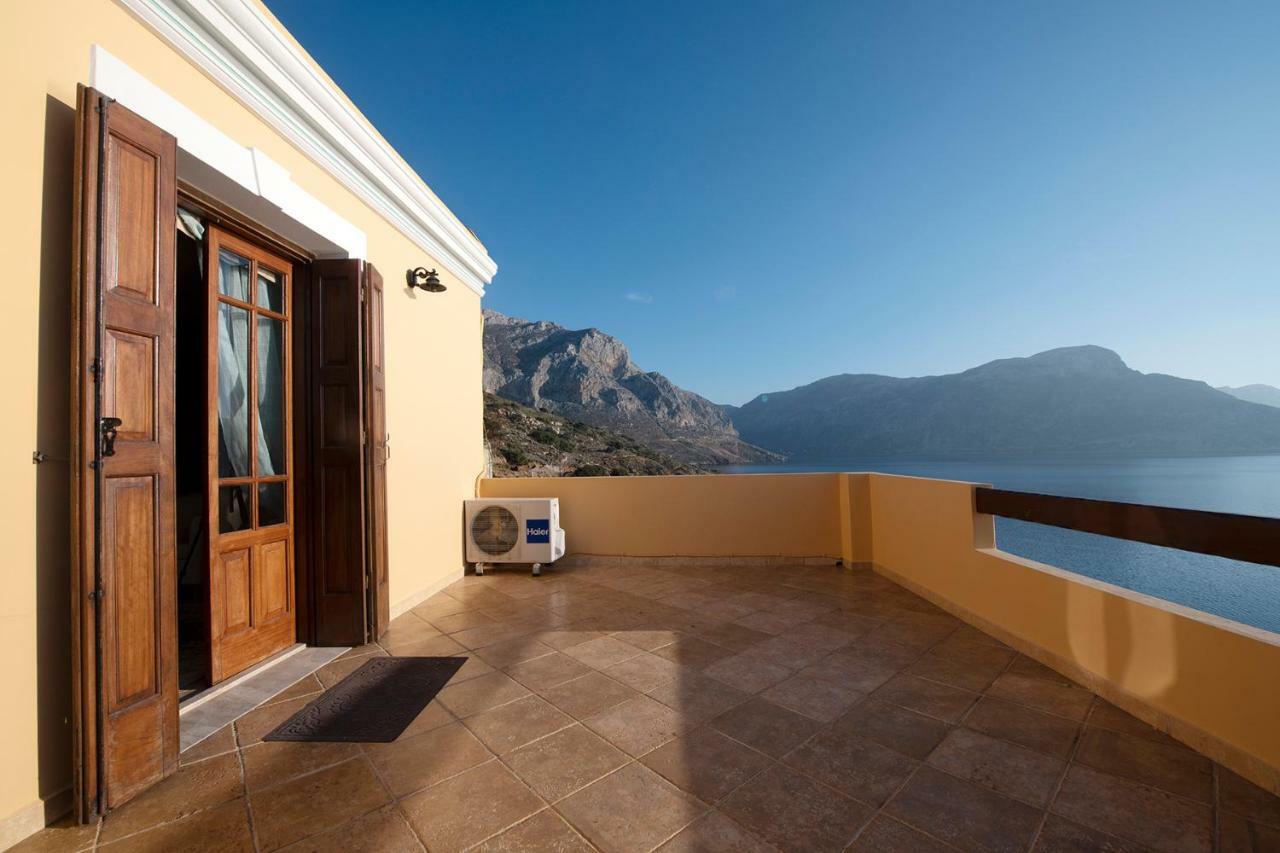 Secret Paradise Beach Villa Skaliá エクステリア 写真